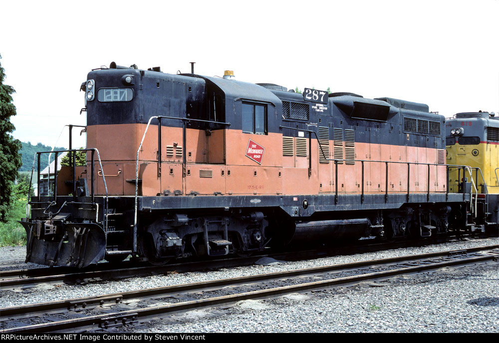 Milwaukee Road GP9 #287